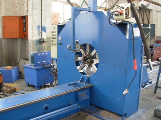 購入 機械に円周のシーム溶接をしている円街灯柱 online manufacture