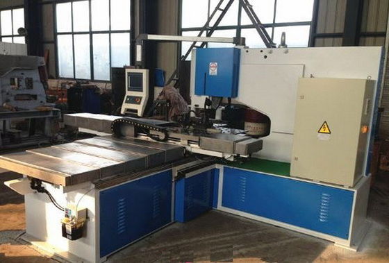 購入 プロフィールの鋼鉄 CNC の打つ機械鉄の労働者の油圧制御 online manufacture