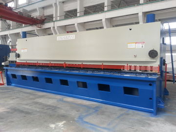 購入 NC の油圧ギロチンの鋼鉄打抜き機/ギロチンの金属のせん断 online manufacture