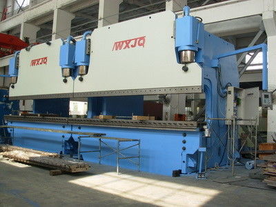 購入 CNC Tandem Press Brake with Throat Depth 200mm to 1600mm Max Speed 70 Mmin to 180 Mmin and Back Gauge Accuracy 0.02 mm online manufacture