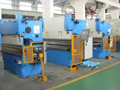 購入 7000KG積載能力 5000*2500*3000mm板金プレスブレーキ PLC制御システムによる精密曲げ online manufacture