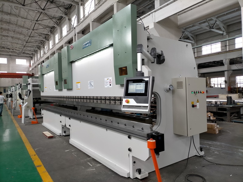 4000m 長 CNC タンデム プレス ブレーキ 機械 ツール シングル V ボトム 屈曲 5mm シート