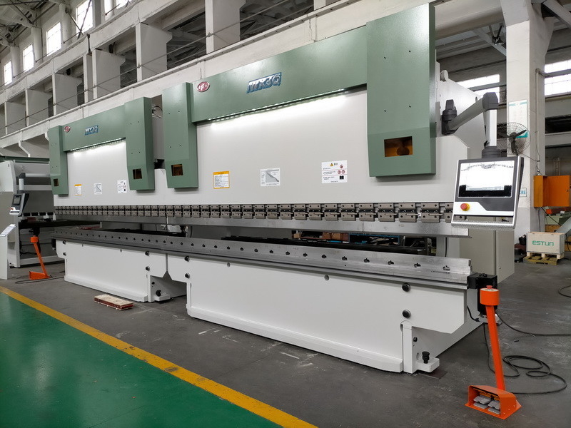 4000m 長 CNC タンデム プレス ブレーキ 機械 ツール シングル V ボトム 屈曲 5mm シート