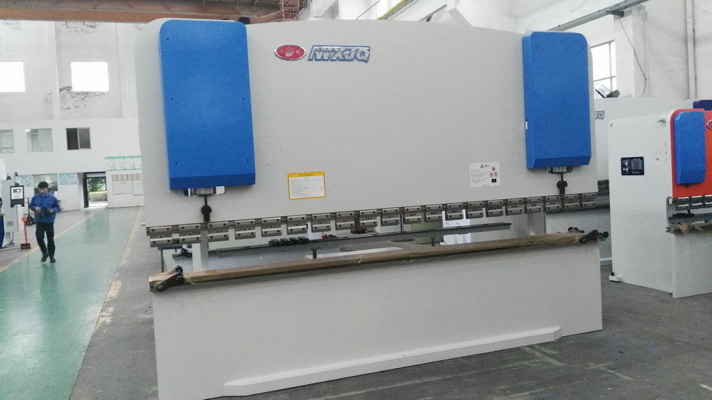 1250mm 幅 100-400T シートメタルプレスブレーキ アルミニウム