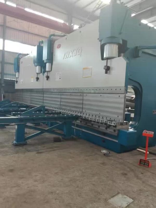 14m 長さ CNC ハイドロリック Tadem プレス ブレーキ1300 トン 圧力 折りたたみ U 鋼