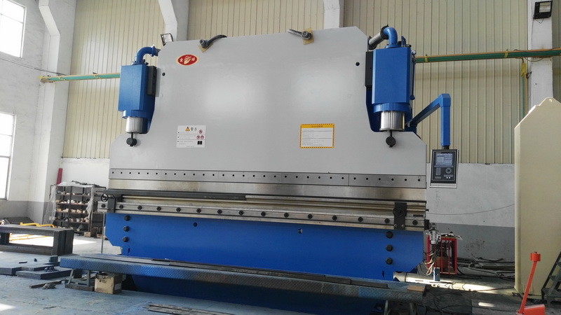 500T フォース CNC ハイドロリックプレスブレーキ 金属製造,自動車工場で使用