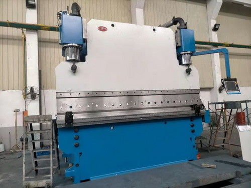 1200T 重量CNC液圧プレスブレーキマシン プロセス 12m 鋼プロファイル