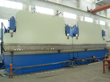 シートメタル ハイドロリック CNC タンドムプレスブレーキ 70 M/Min テーブル幅 200 - 800Mm 12m